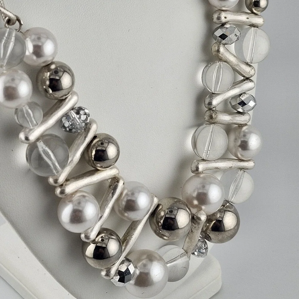Silver Tone Faux Pearl Clear Bead Statement‎ Necklace.